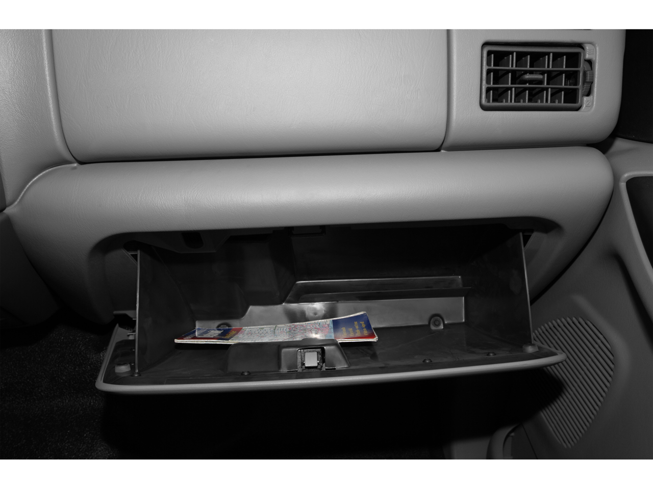 2015 Ford F-750 26' BOX TRUCK, CUMMINS DIESEL, NO CDL