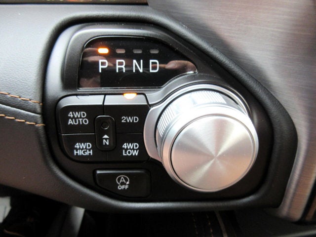 2023 RAM 1500 Longhorn Crew Cab SWB 4WD