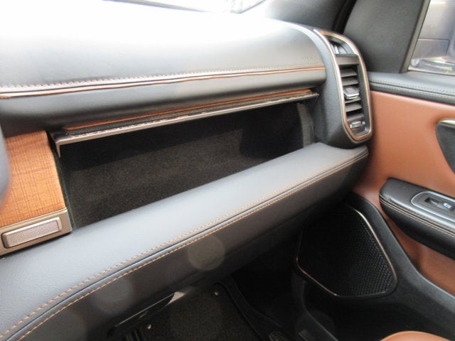 2023 RAM 1500 Longhorn Crew Cab SWB 4WD