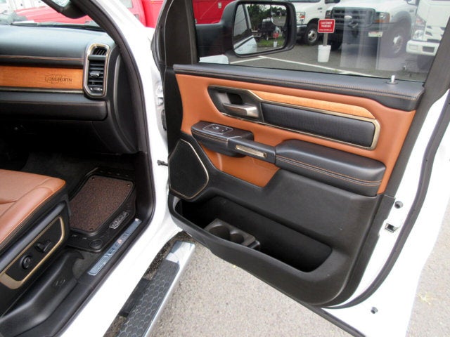 2023 RAM 1500 Longhorn Crew Cab SWB 4WD