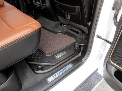 2023 RAM 1500 Longhorn Crew Cab SWB 4WD