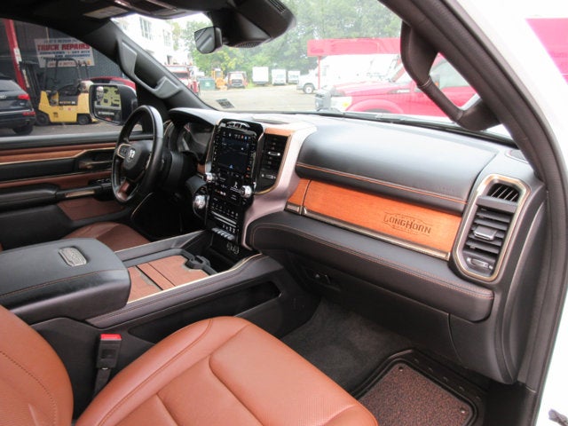 2023 RAM 1500 Longhorn Crew Cab SWB 4WD