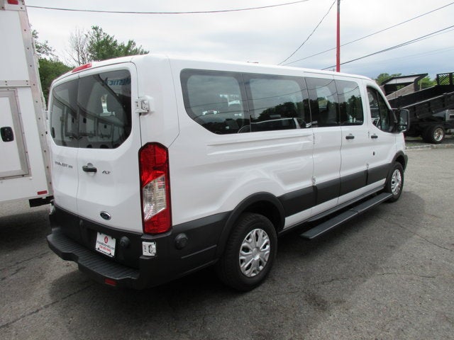 2019 Ford T-350 XLT 15 PASSENGER VAN XL