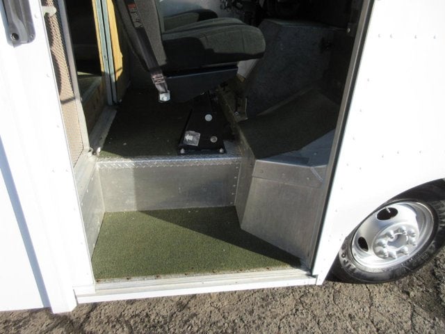 2011 Ford Econoline Commercial Chassis E350, 14 FOOT STEP VAN, 94K MILES