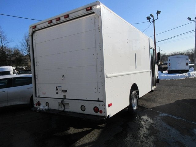 2011 Ford Econoline Commercial Chassis E350, 14 FOOT STEP VAN, 94K MILES
