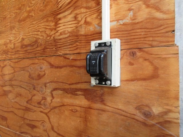 2011 Ford Econoline Commercial Chassis E350, 14 FOOT STEP VAN, 94K MILES