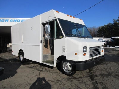 2011 Ford Econoline Commercial Chassis E350, 14 FOOT STEP VAN, 94K MILES