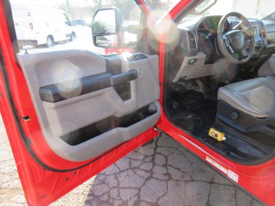 2017 Ford Super Duty F-550 DRW Crew Cab 2WD, 11 FOOT MASON DUMP