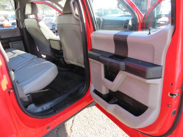 2017 Ford Super Duty F-550 DRW Crew Cab 2WD, 11 FOOT MASON DUMP