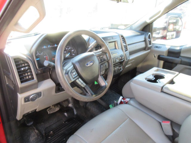 2017 Ford Super Duty F-550 DRW Crew Cab 2WD, 11 FOOT MASON DUMP