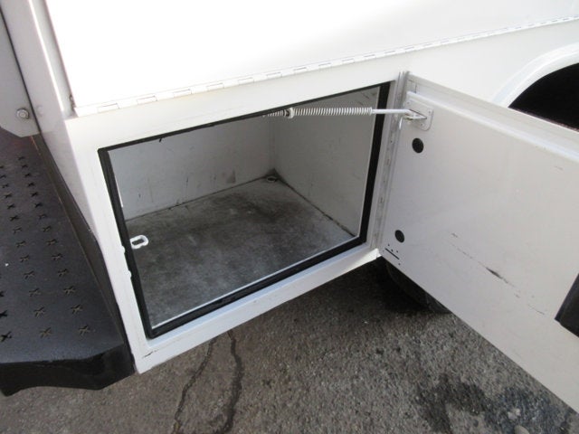 2022 Ford Super Duty F-550 DRW Crew Cab 4X4, DIESEL, SERVICE TRUCK