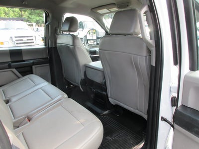 2019 Ford F-550 CREW, LANDSCAPE DUMP, 4X4 XL
