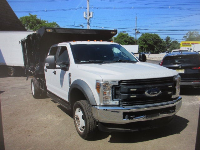 2019 Ford F-550 CREW, 9' LANDSCAPE DUMP, 4X4 XL