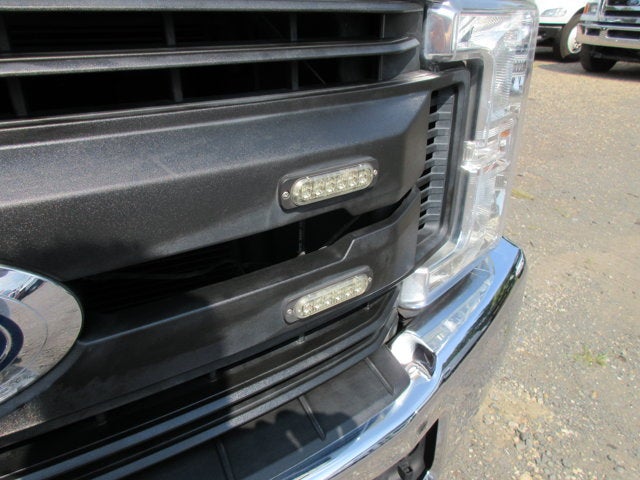 2019 Ford F-550 CREW, LANDSCAPE DUMP, 4X4 XL