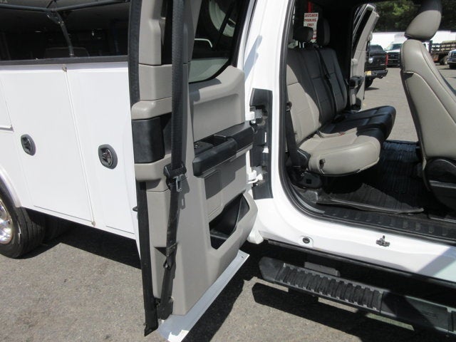 2021 Ford Super Duty F-550 EXT, UTILITY, 4X4 GAS XL