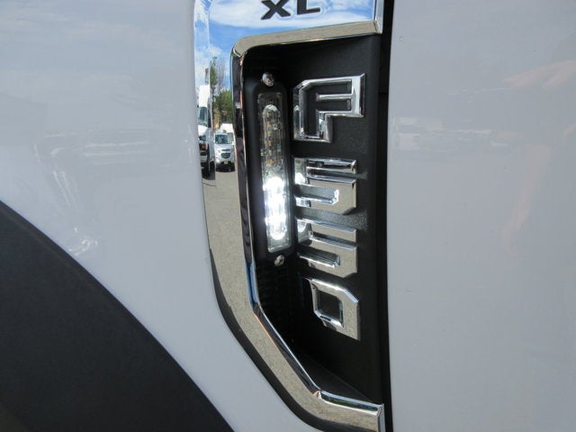 2021 Ford Super Duty F-550 EXT, UTILITY, 4X4 GAS XL