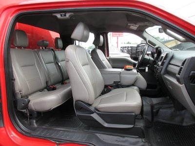 2021 Ford F-550, EXT CAB 4X4 GAS DUMP TRUCK XL