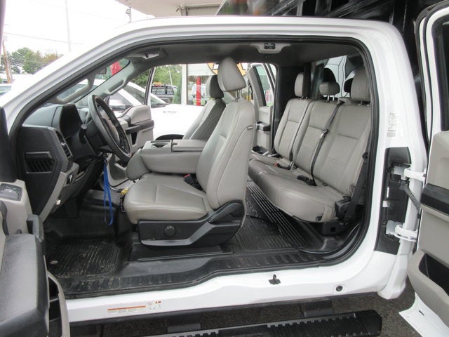 2020 Ford F-550 EXT CAB 4X4 GAS DUMP TRUCK XL
