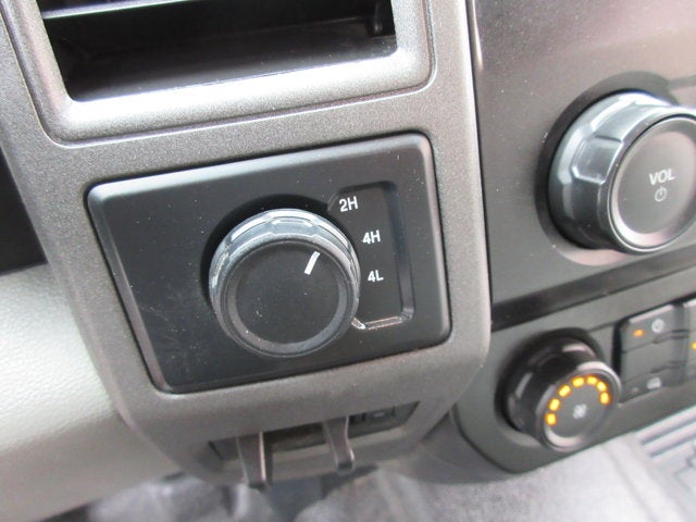 2020 Ford F-550 EXT CAB 4X4 GAS DUMP TRUCK XL