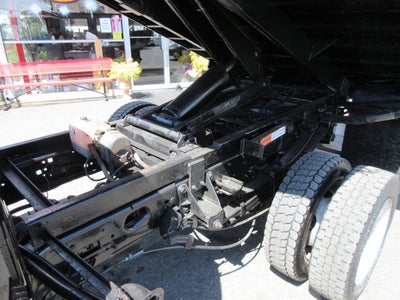 2019 Ford Super Duty F-550 DUMP TRUCK XL