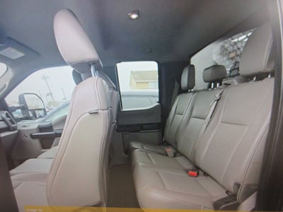 2019 Ford Super Duty F-550 DUMP TRUCK LARIAT