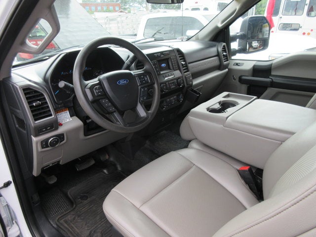 2021 Ford F550 EXT CAB, 4X4 DIESEL, DUMP XL