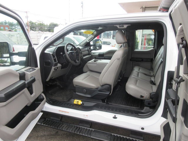 2021 Ford F550 EXT CAB, 4X4 DIESEL, DUMP XL