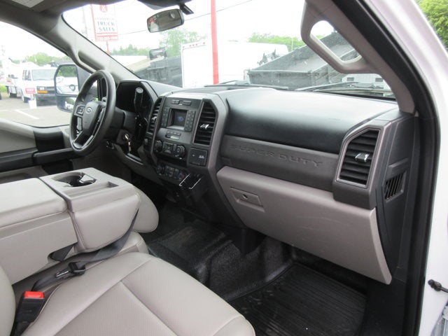 2021 Ford F550 EXT CAB, 4X4 DIESEL, DUMP XL