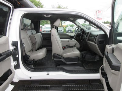 2021 Ford F550 EXT CAB, 4X4 DIESEL, DUMP XL