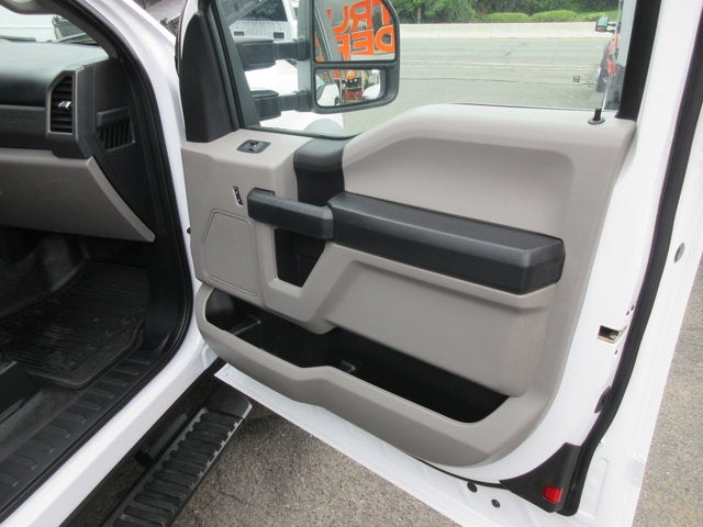 2021 Ford F550 EXT CAB, 4X4 DIESEL, DUMP XL