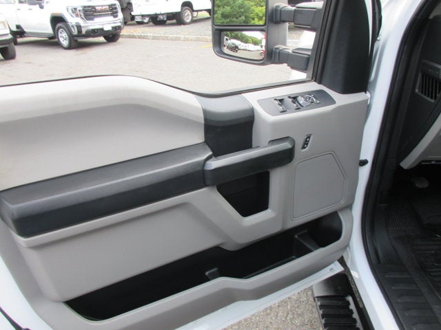 2020 Ford F-350 CREW CAB SERVICE TRUCK 4X4 XL