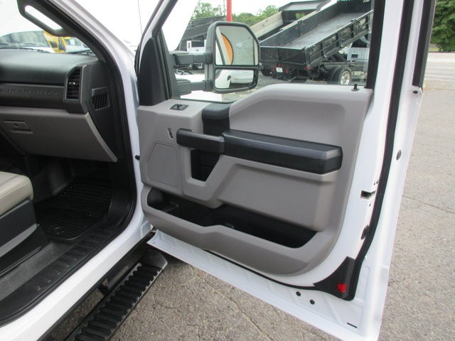 2020 Ford F-350 CREW CAB SERVICE TRUCK 4X4 XL