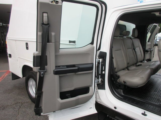 2020 Ford F-350 CREW CAB SERVICE TRUCK 4X4 XL
