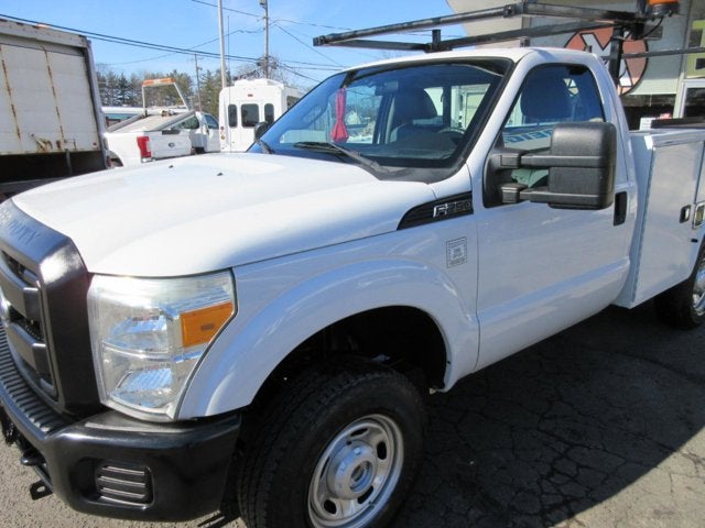 2015 Ford Super Duty F-250 SRW UTILITY TRUCK 4X4