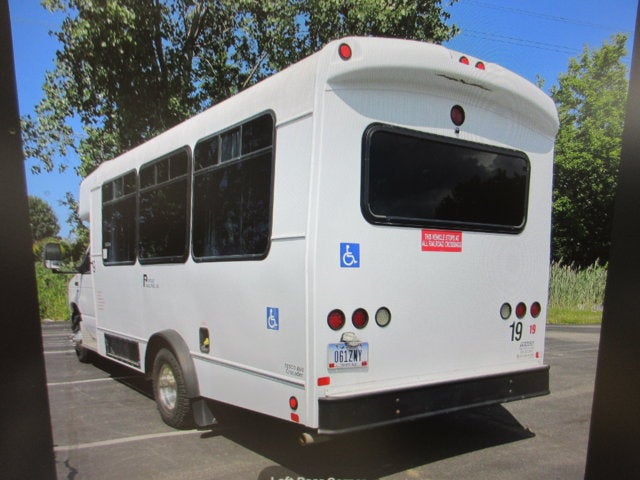 2019 Ford E-350, 9 PASSENGER HANDICAP BUS E-350 SRW 138" WB