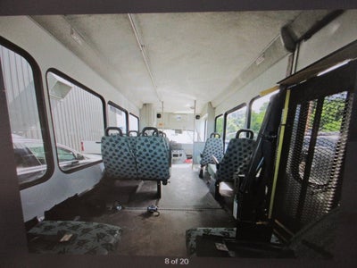 2014 Ford E-350,10 PASSENGER HANDICAP BUS E-350 Super Duty 138" 5-Spd SRW