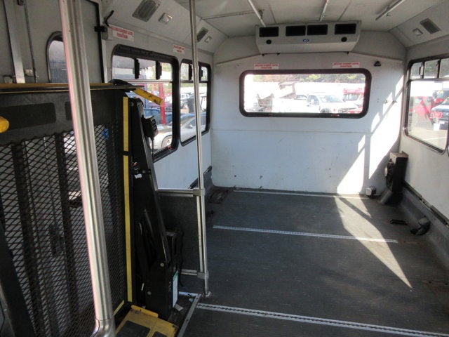 2014 Ford Econoline Commercial Cutaway BUS NO SEATS E-350 Super Duty 138" 5-Spd SRW