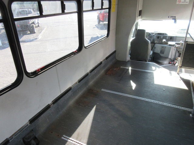 2014 Ford Econoline Commercial Cutaway BUS NO SEATS E-350 Super Duty 138" 5-Spd SRW