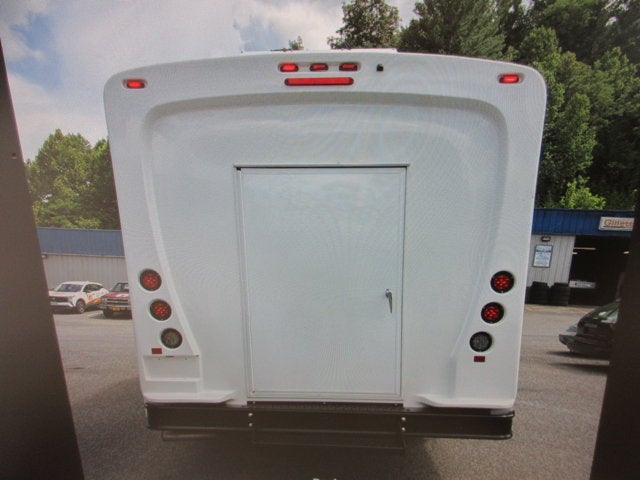 2022 Ford E-350, 14 PASSENGER SHUTTLE BUS E-350 SRW 138" WB