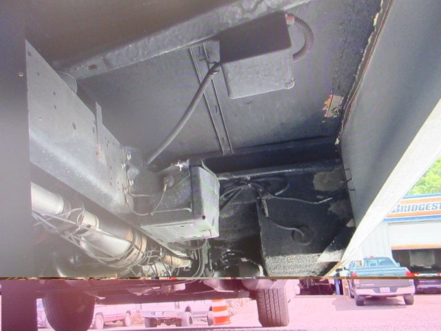 2022 Ford E-350, 14 PASSENGER SHUTTLE BUS E-350 SRW 138" WB