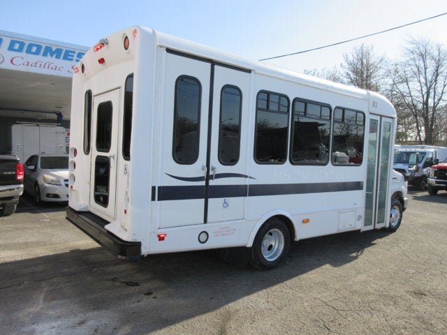 2017 Ford E-Series Cutaway E350, 12 PASSENGER BUS, HANDICAPPED BUS