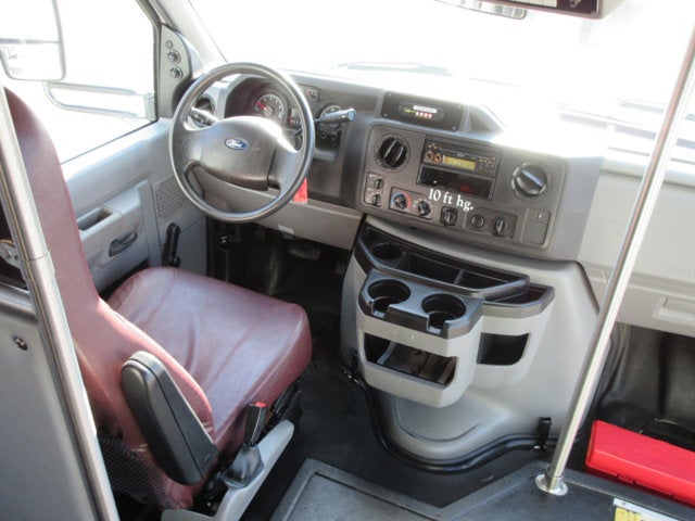 2017 Ford E-Series Cutaway E350, 12 PASSENGER BUS, HANDICAPPED BUS