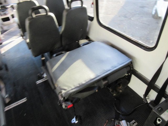2017 Ford E-Series Cutaway 12 PASSENGER, HANDICAPPED BUS