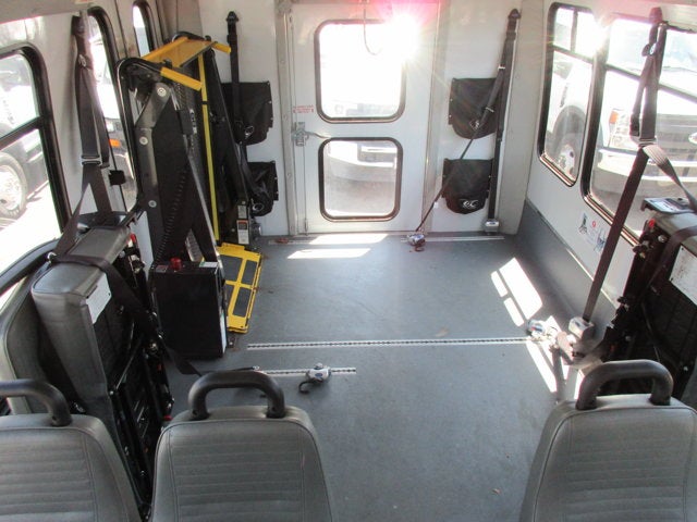 2019 Ford E-350, 12 PASS, HANDICAP BUS E-350 SRW 138" WB