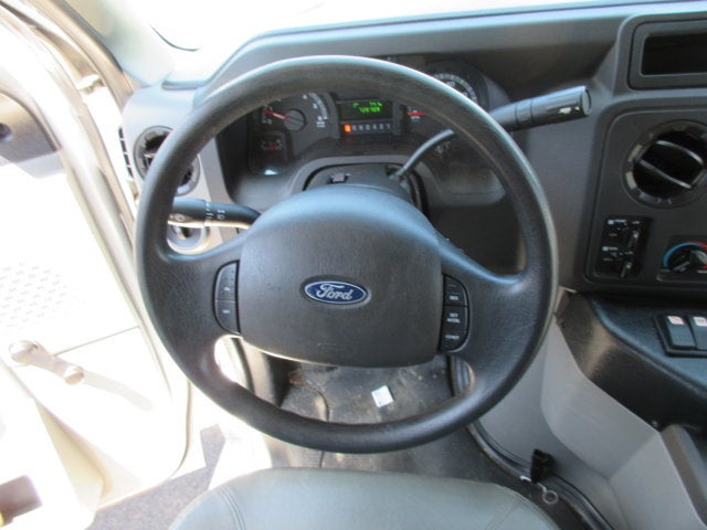 2019 Ford E-350, 12 PASS, HANDICAP BUS E-350 SRW 138" WB