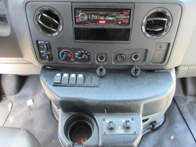 2019 Ford E-350, 12 PASS, HANDICAP BUS E-350 SRW 138" WB