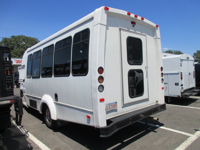 2019 Ford E-350, 12 PASS, HANDICAP BUS E-350 SRW 138" WB