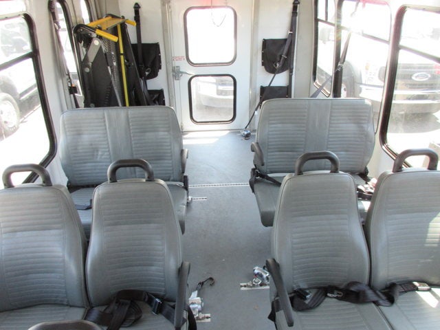 2019 Ford E-350, 12 PASS, HANDICAP BUS E-350 SRW 138" WB