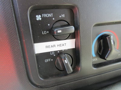 2013 Ford Econoline Commercial Cutaway E-350 Super Duty 138" 5-Spd SRW