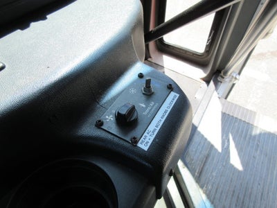 2013 Ford Econoline Commercial Cutaway E-350 Super Duty 138" 5-Spd SRW